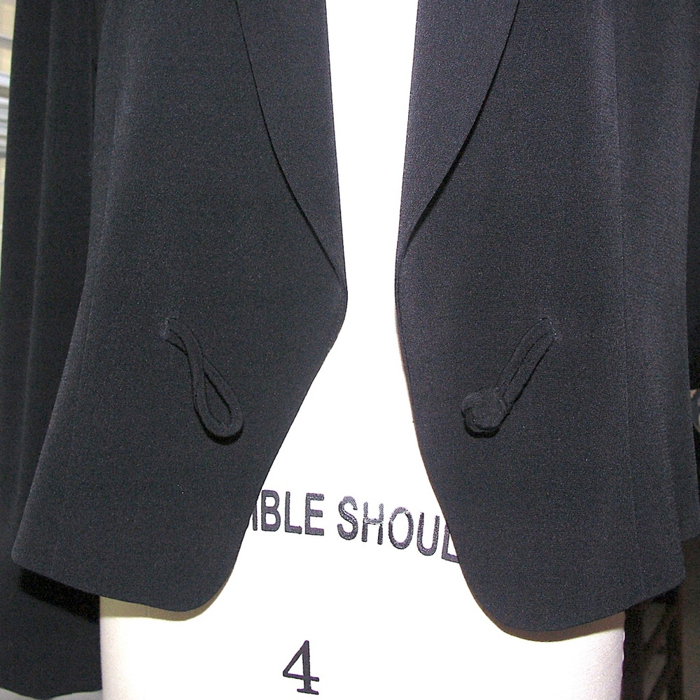 Tuxedo Jacket - Picture 4 of 6